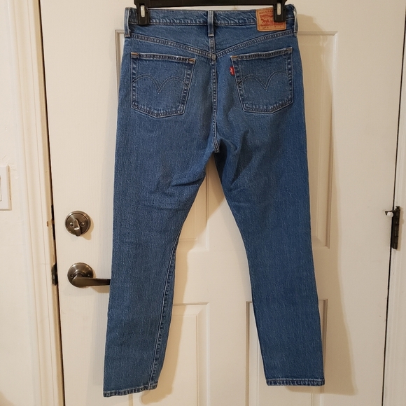 Levi's 501 Women's Distressed Blue Jeans - Picture 5 of 8